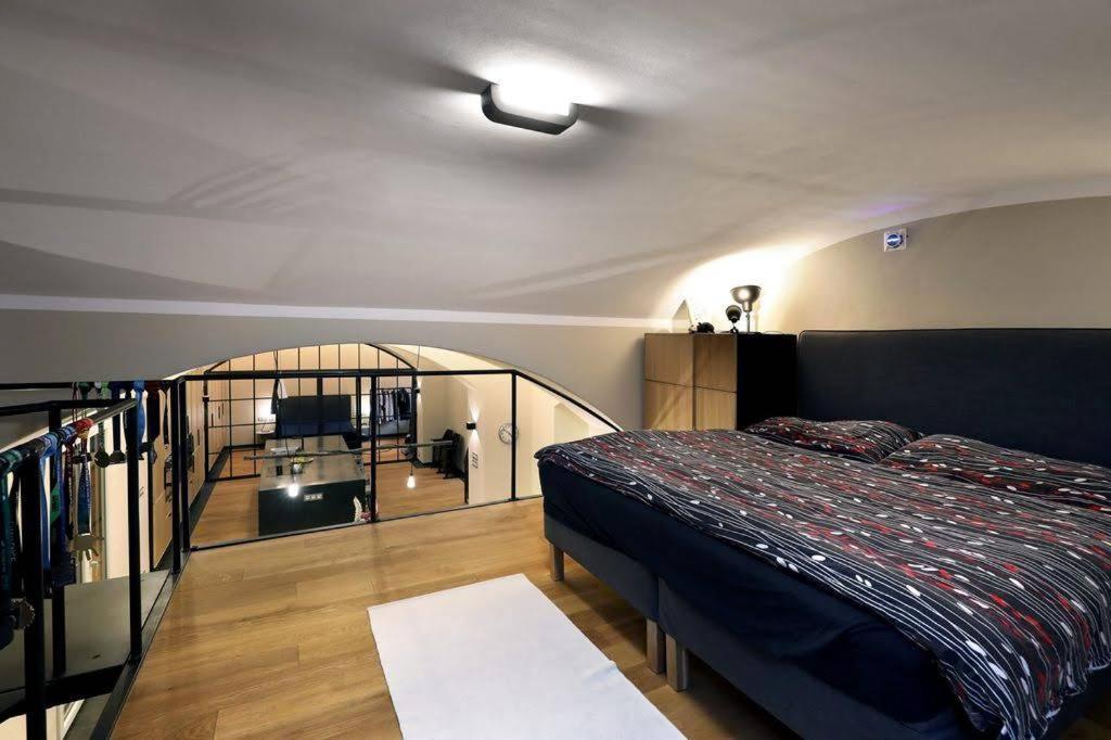 Design Loft 2 Minutes To Wenceslas Square Prague Ngoại thất bức ảnh