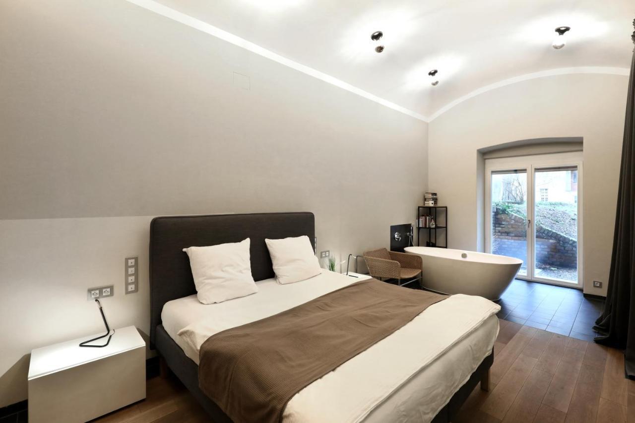 Design Loft 2 Minutes To Wenceslas Square Prague Ngoại thất bức ảnh