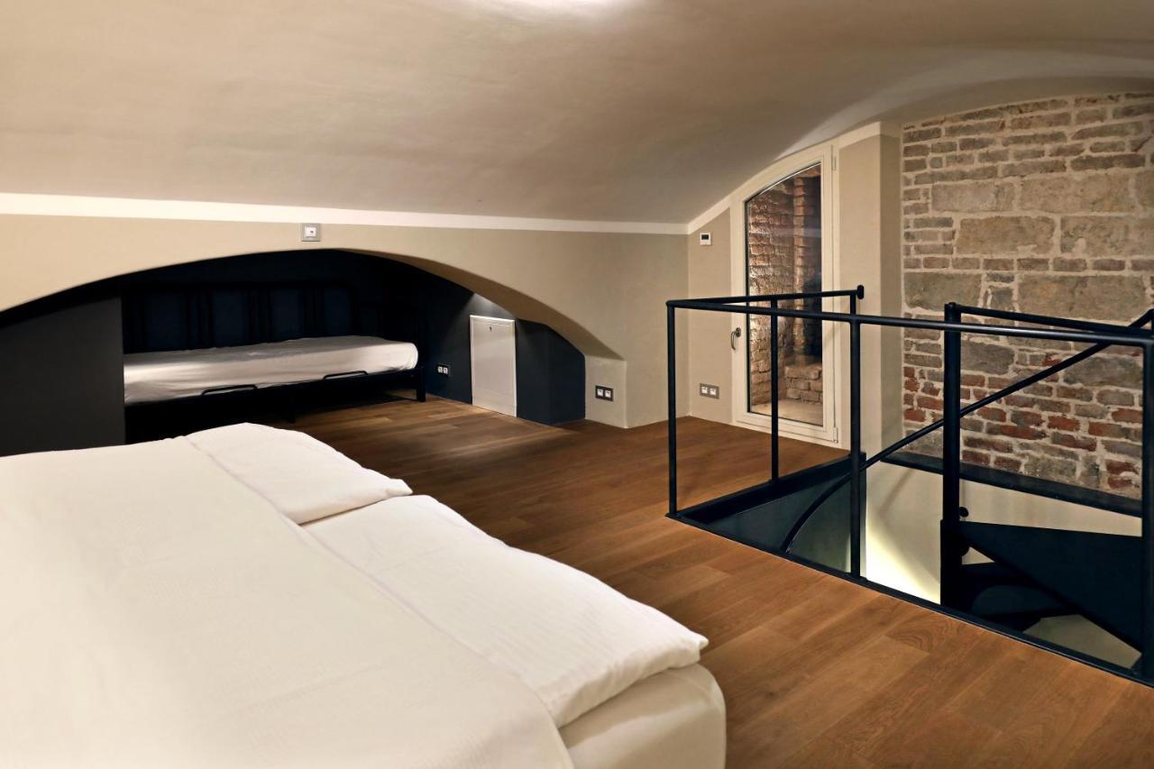 Design Loft 2 Minutes To Wenceslas Square Prague Ngoại thất bức ảnh